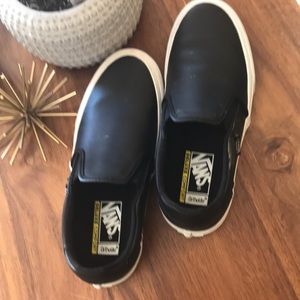 Black Leather slip-in Vans Ortholite